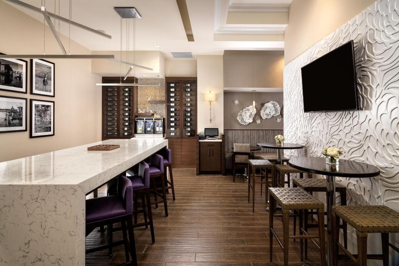 Marriott Inner Harbour Hotel 4*